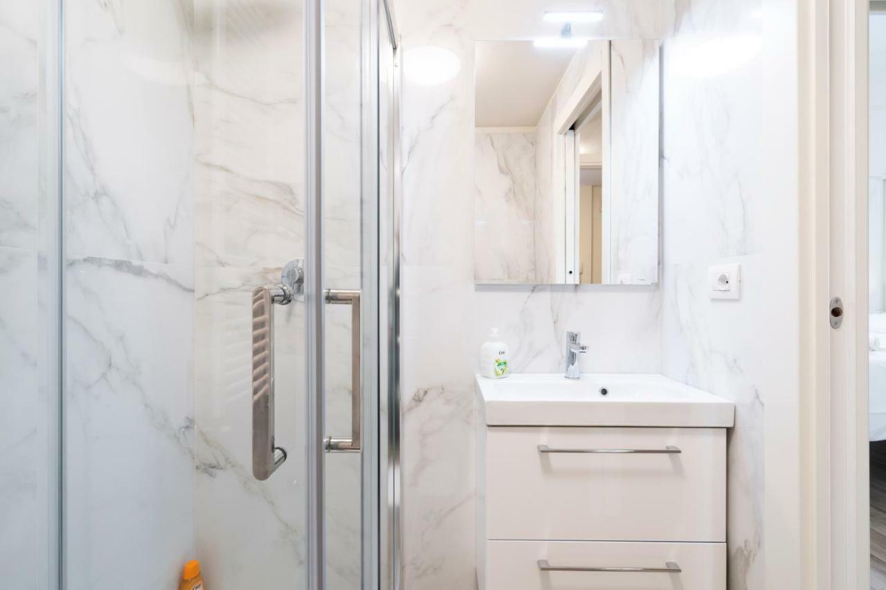 Menabrea Flat * Mailand