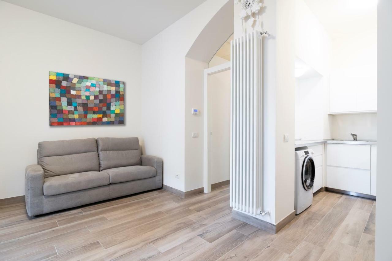 Menabrea Flat * Mailand