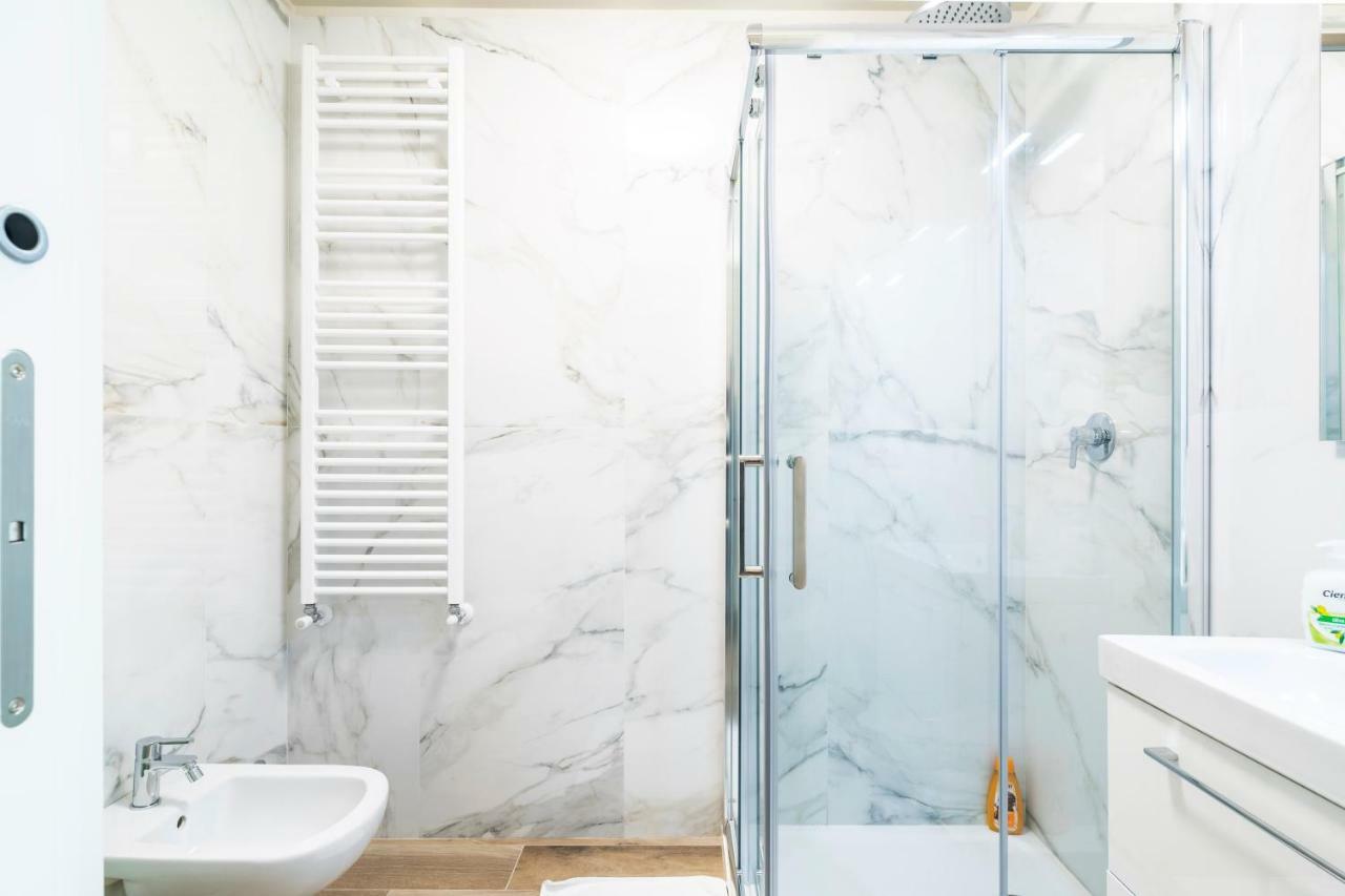 Menabrea Flat * Mailand